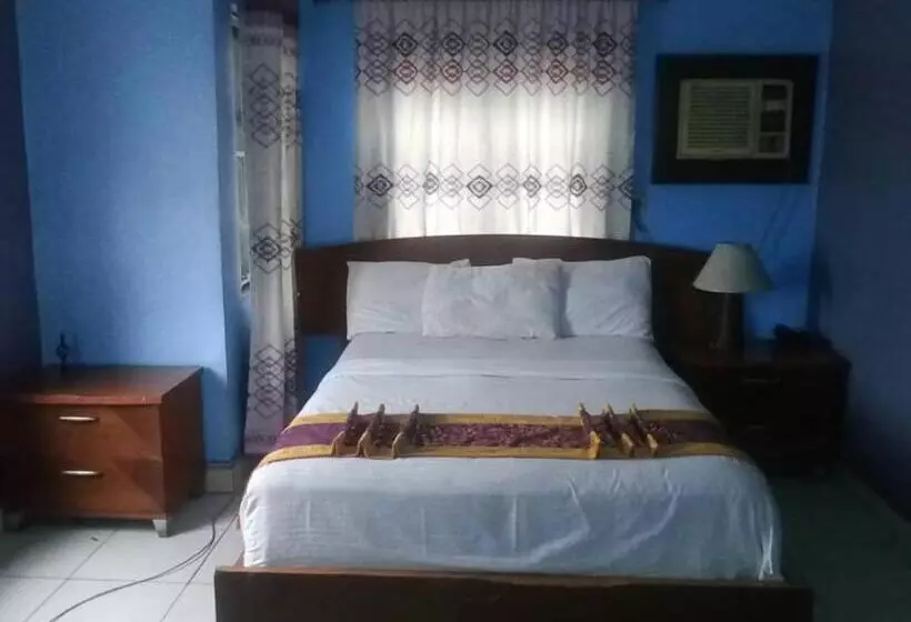 Christine Apartment Hotel Ltd