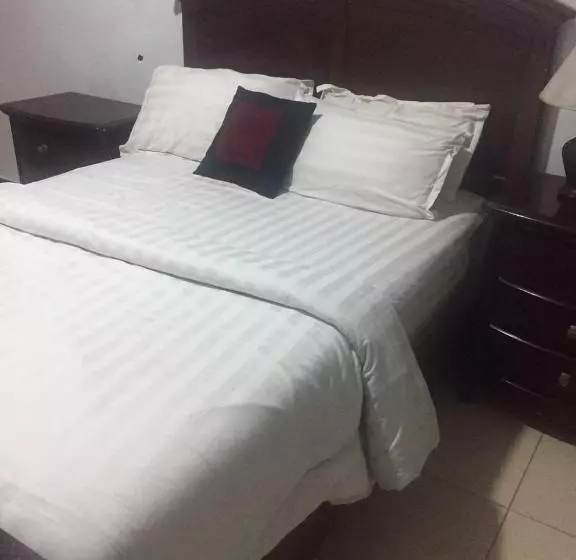 Christine Apartment Hotel Ltd