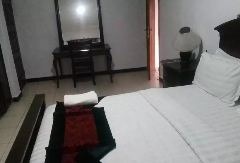 Christine Apartment Hotel Ltd