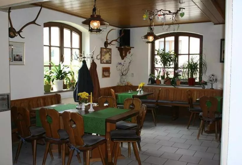 Gasthaus & Hotel Zur Linde