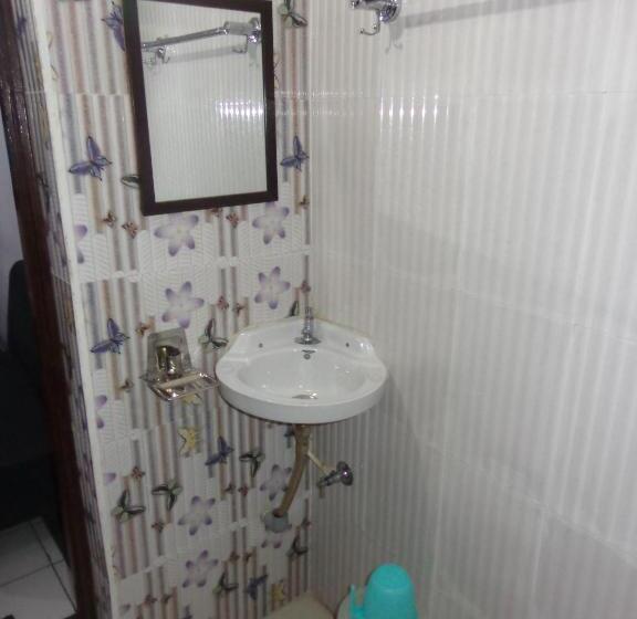 בית מלון כפרי Luxmi