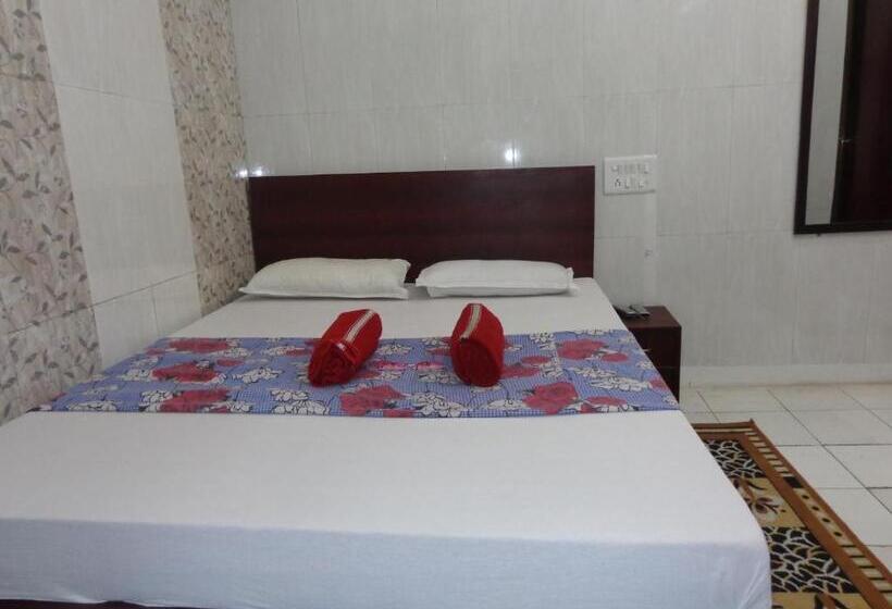 בית מלון כפרי Luxmi