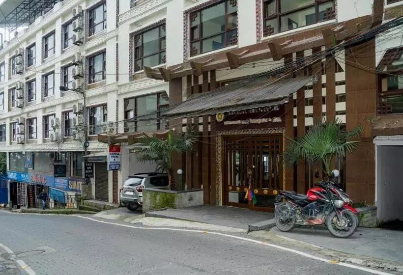 Hotelli Staynest Gangtok 300 Mtr From Mall Road