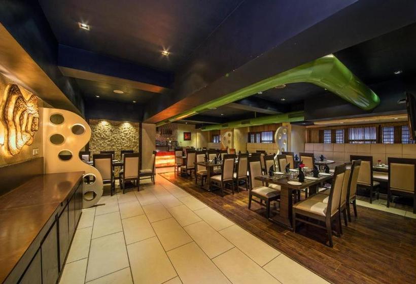 Hotell Yashwee International