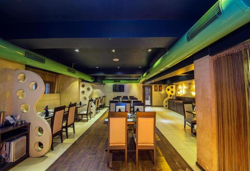 Hotell Yashwee International