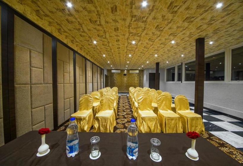 Hotell Yashwee International