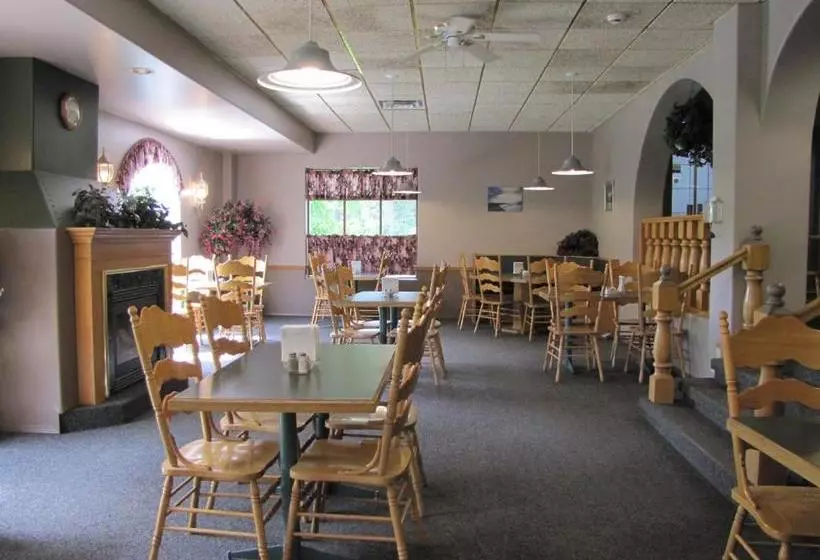 モーテル High Country Inn