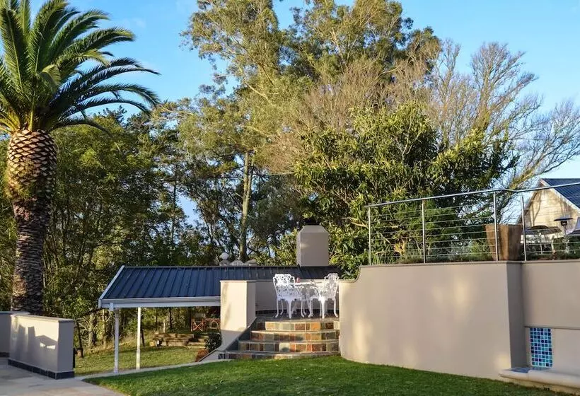 استراحتگاه Broughton Country Estate