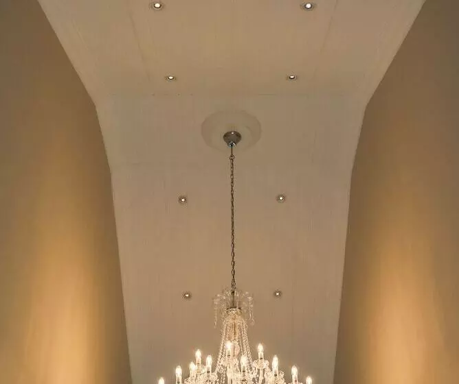 استراحتگاه Broughton Country Estate