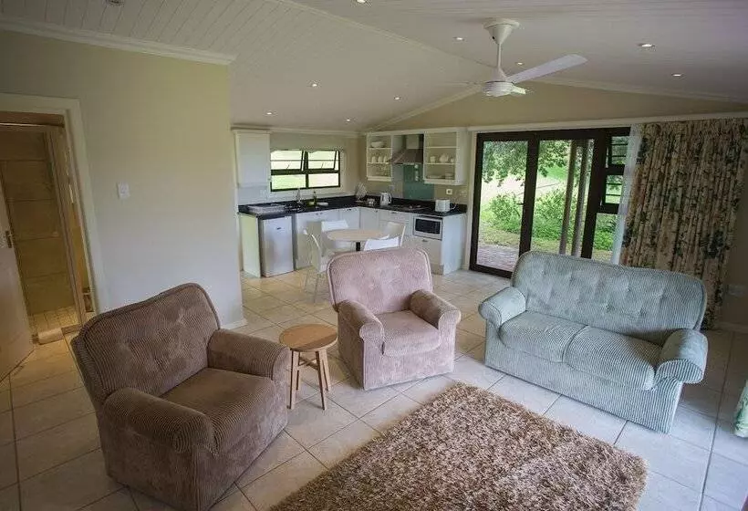 استراحتگاه Broughton Country Estate