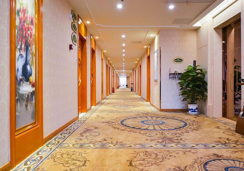 Vienna Hotel Nanjing Pukou Middle Puzhu Road