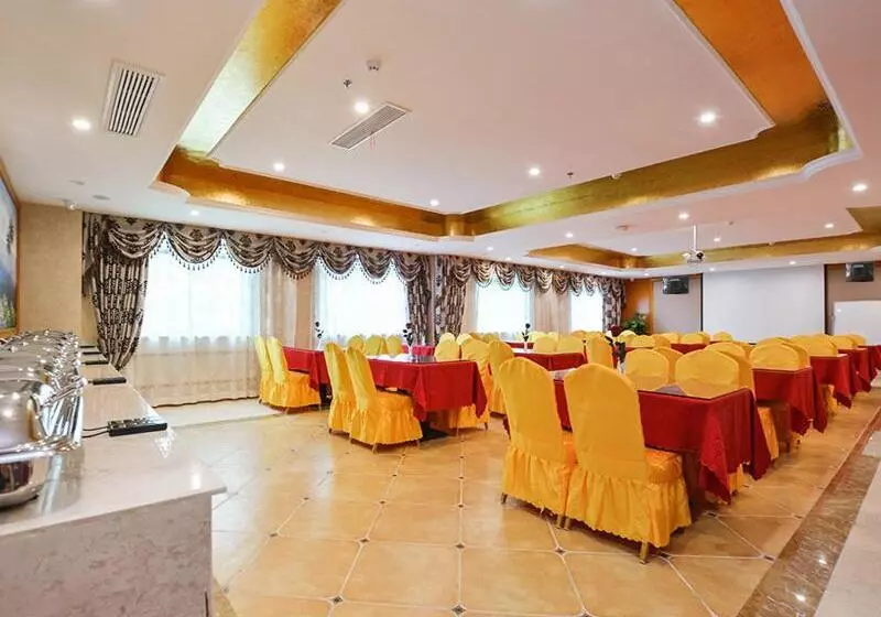 Vienna Hotel Nanjing Pukou Middle Puzhu Road