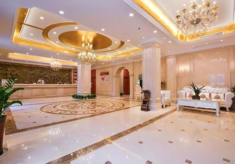 Vienna Hotel Nanjing Pukou Middle Puzhu Road