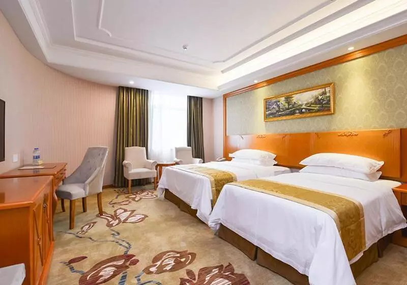 Vienna Hotel Nanjing Pukou Middle Puzhu Road