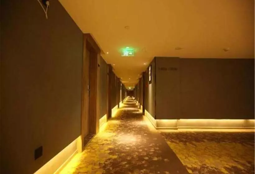 Atour Hotel Shuangyong Ave