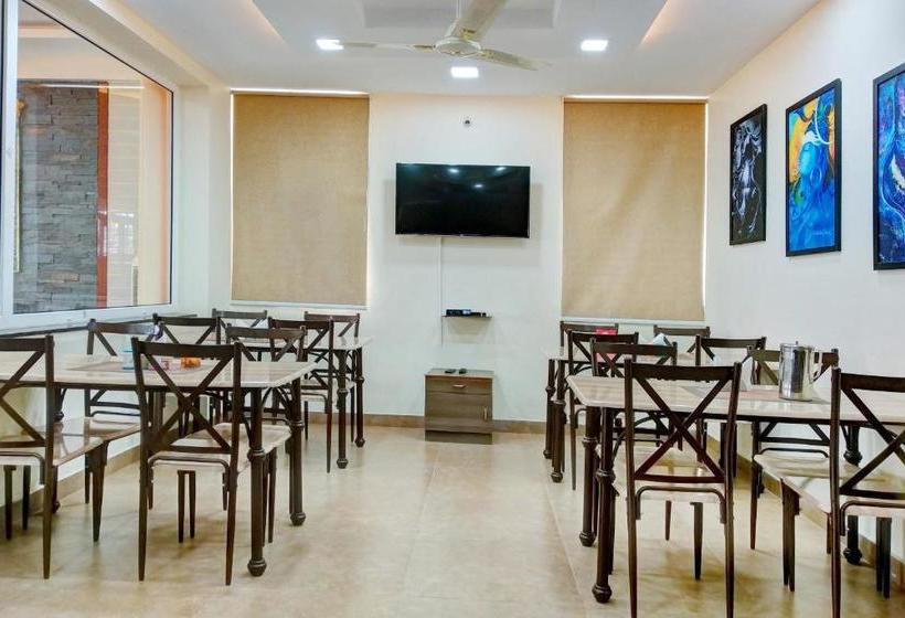 Bed and Breakfast Flagship 83187 Shiv Enclave