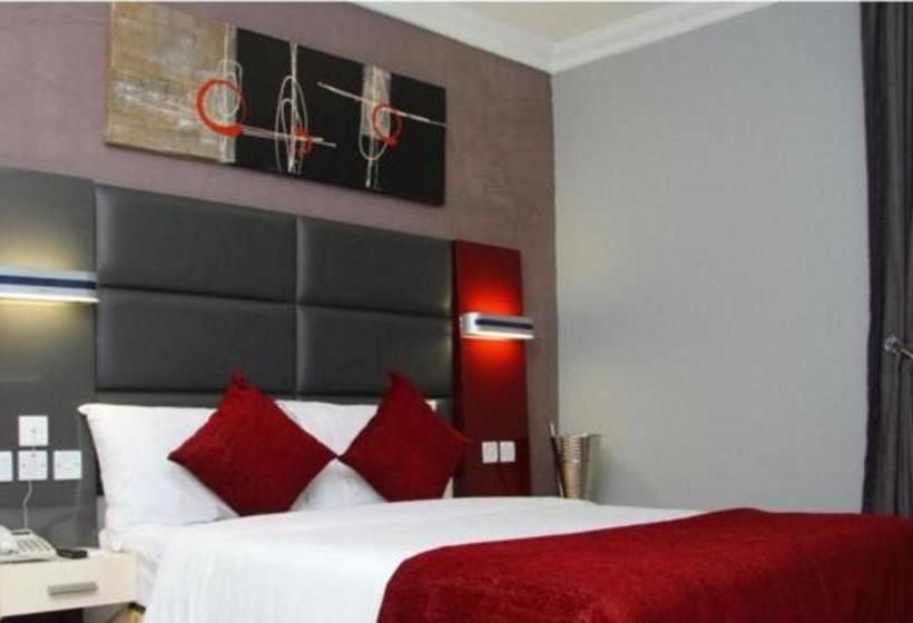 هتل De Edge Port Harcourt