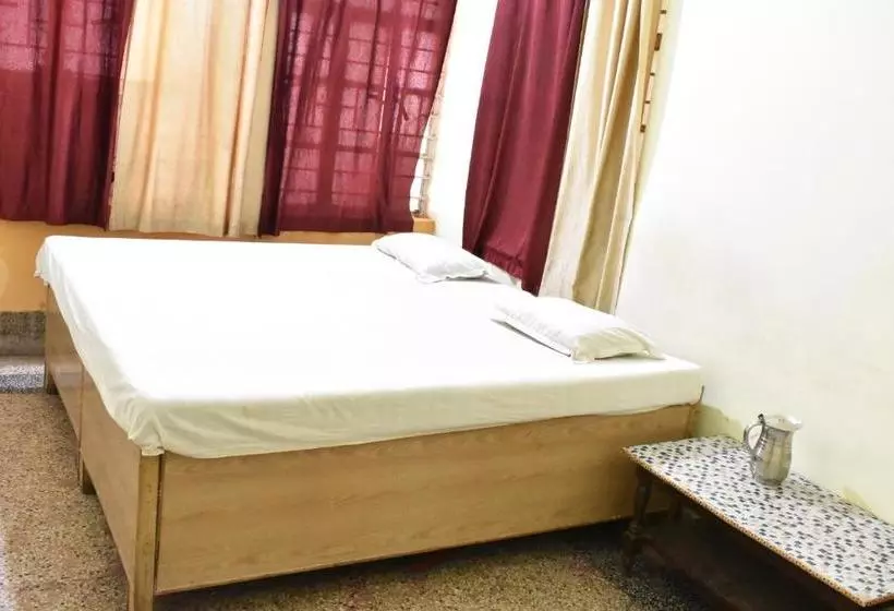 ホテル Ahilya Bai Rest House