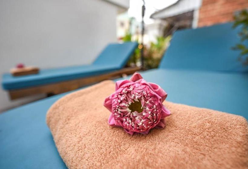 Отель Klampuu Villa