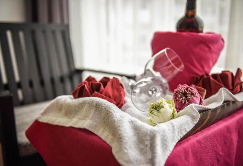 Отель Klampuu Villa