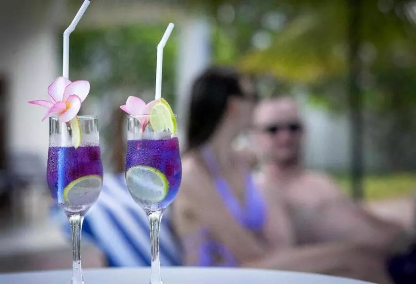 Hotelli Nn Beach Resort & Spa