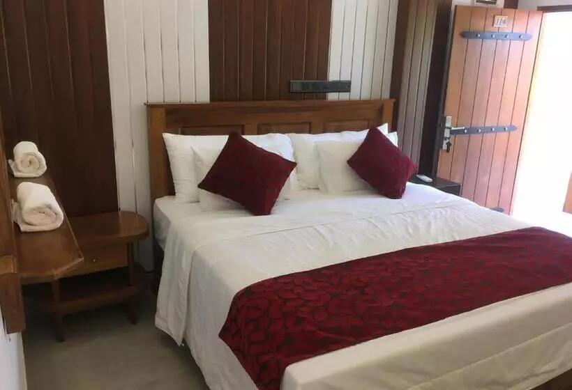 Hotelli Nn Beach Resort & Spa