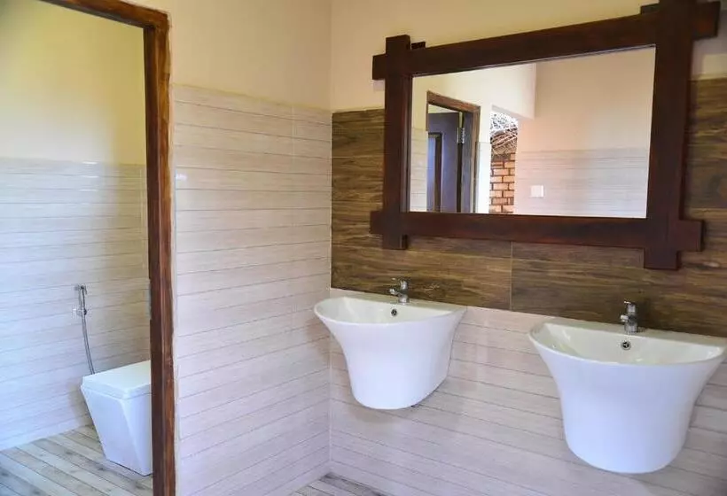 Hotelli Nn Beach Resort & Spa