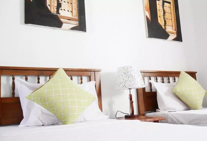 هتل Airport Palace