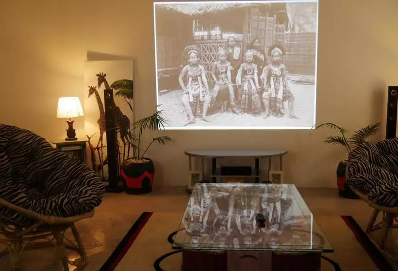 هتل Airport Palace