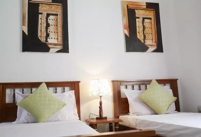 هتل Airport Palace