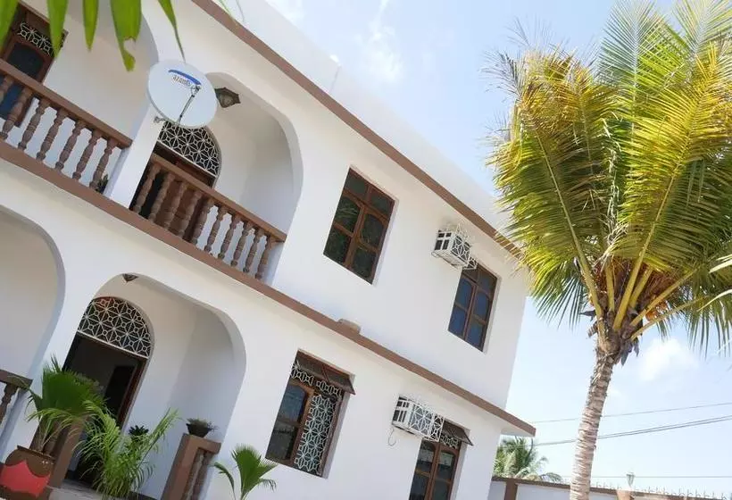 هتل Airport Palace