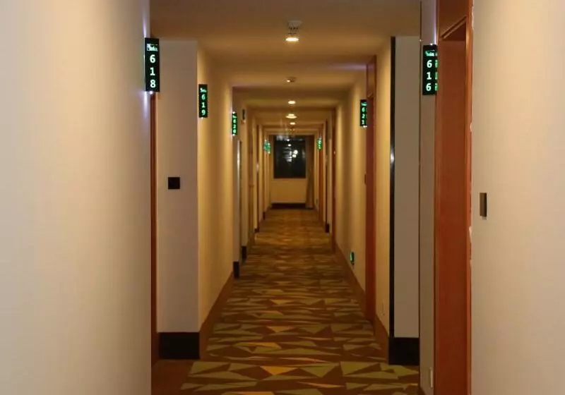 ホテル Vatica Anhui Huainan West Shungeng Road Huili Road