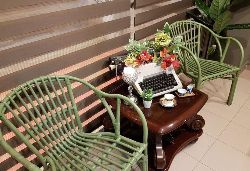 Indie Hostel Singapore