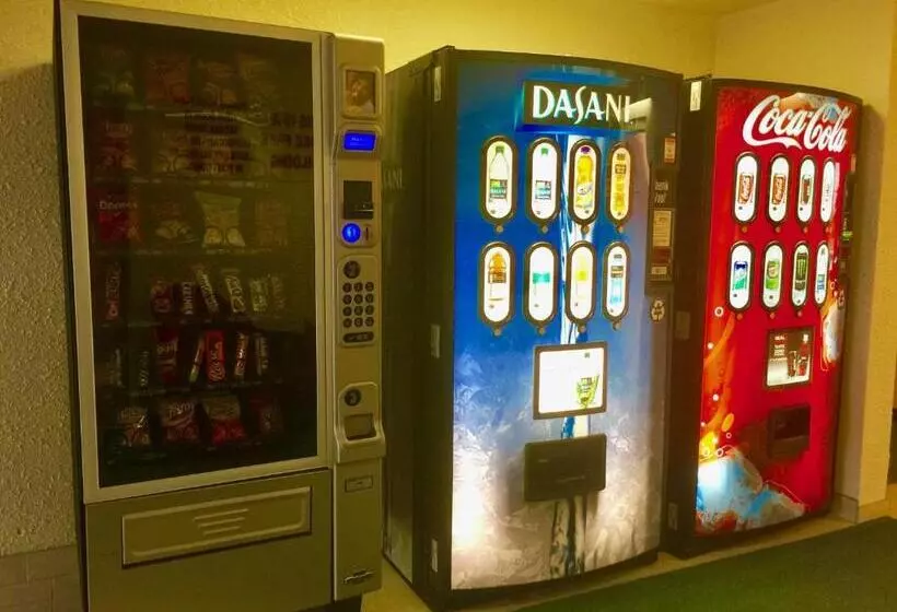 Motelli New Imperial Inn