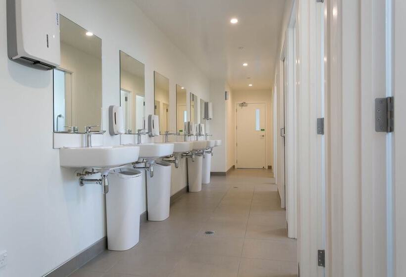 مُتل Podium Lodge