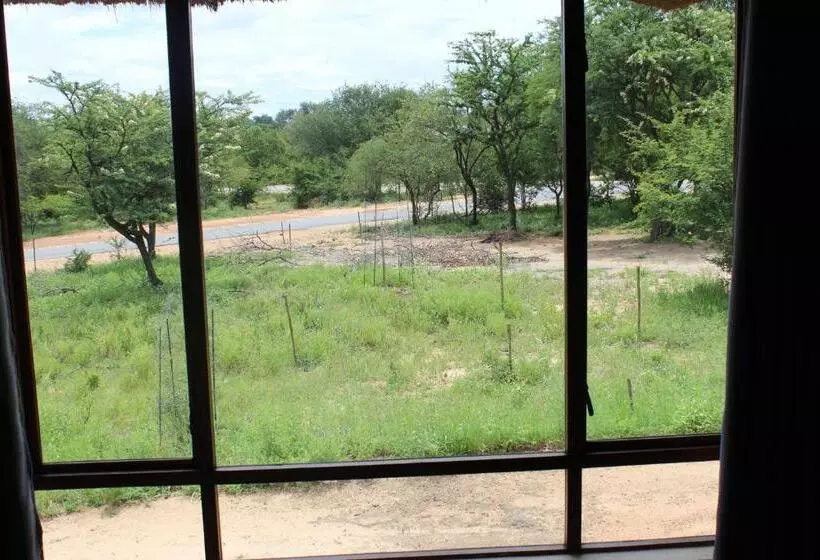 Woodpecker Lodge B&b