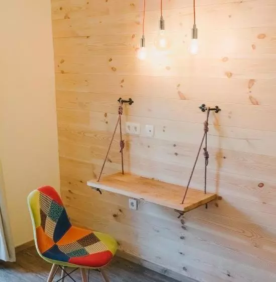 Hostel Lukna