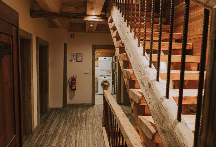 Hostel Lukna