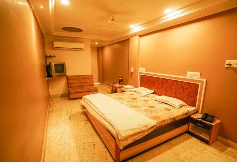 בית מלון כפרי Ashiana