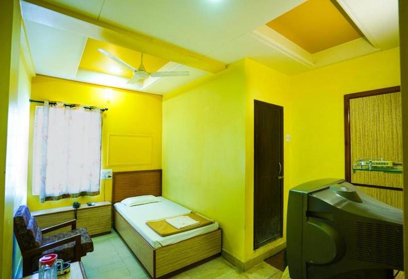 בית מלון כפרי Ashiana