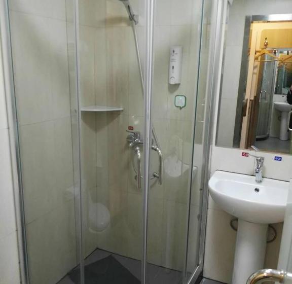 Hotel Hi Inn Shanghai Xinzhuang Underground Station