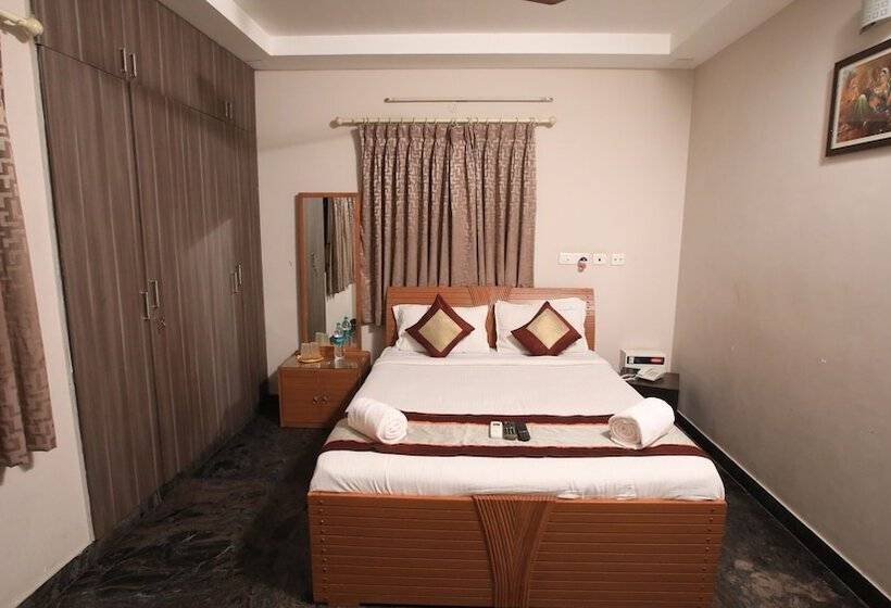 فندق Rithikha Inn