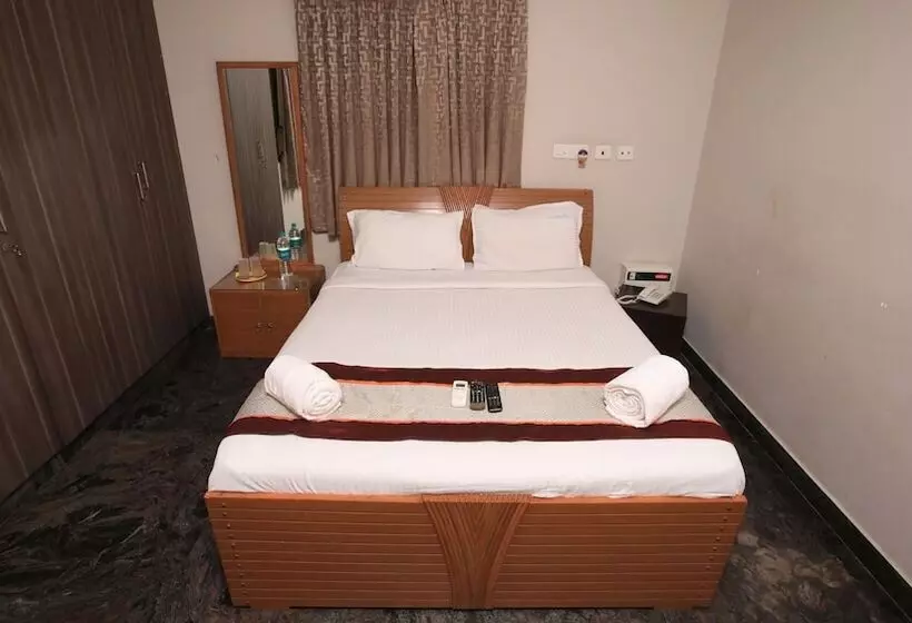 Hotelli Rithikha Inn