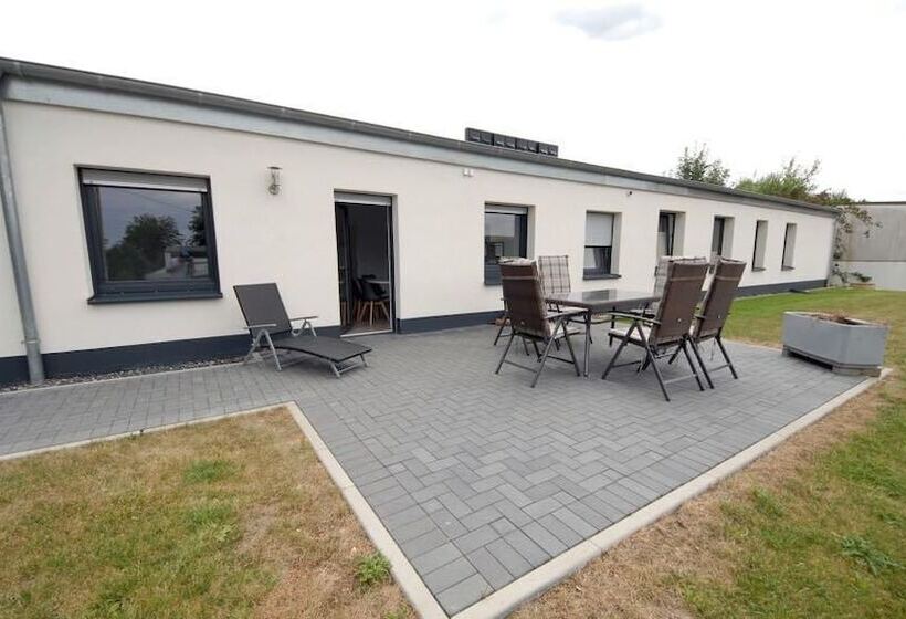 Kraftwerk Relax Motel