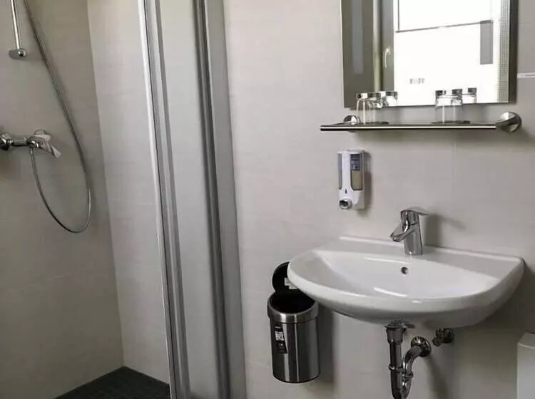 Kraftwerk Relax Motel