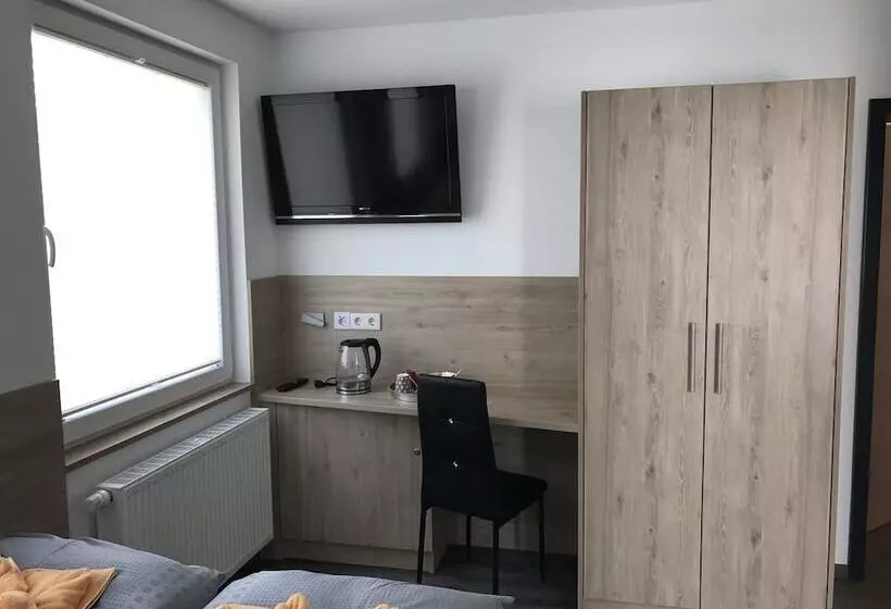 Kraftwerk Relax Motel