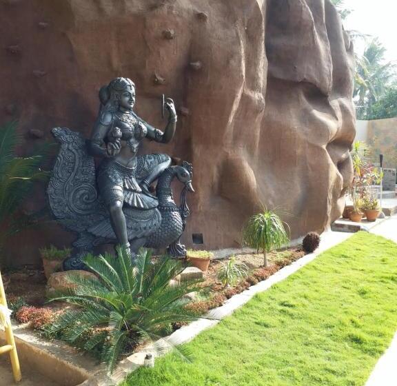 Mount Retreat Resorts   Madurai