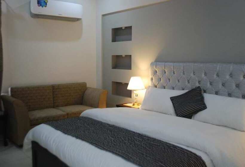 هتل Royal Mark Lodges