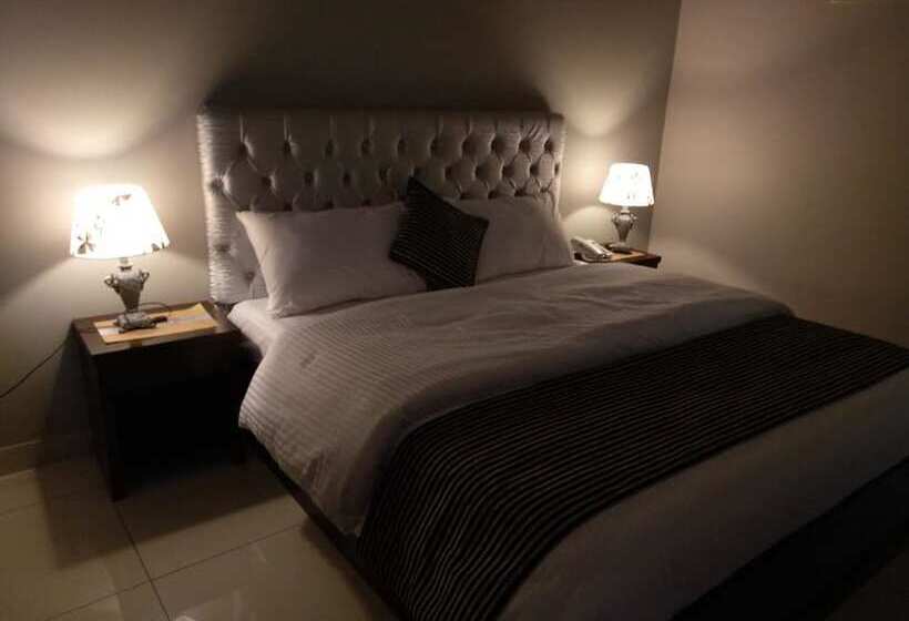 هتل Royal Mark Lodges