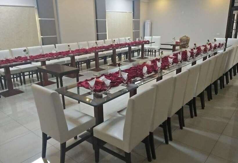 هتل Royal Mark Lodges